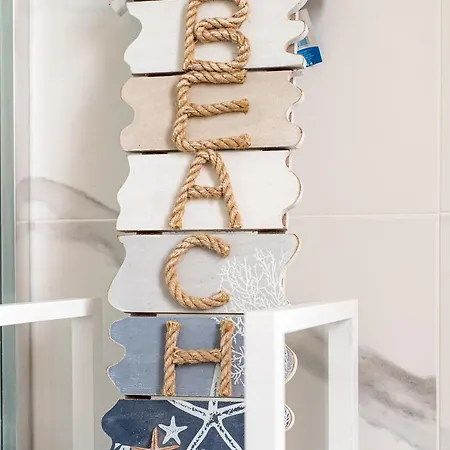 Home2book Chic & Stylish Escape Apartment